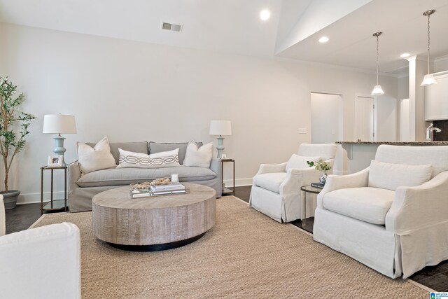 3024 Camellia Ridge Ct, Pelham, AL 35124 - living room with recessed lighting and baseboards