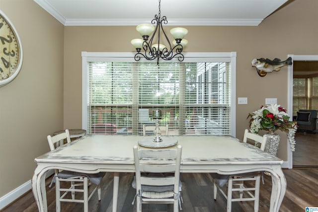 295 Homestead Dr, Cropwell, AL 35054 - dining area with a chandelier, crown molding, and wood finished floors