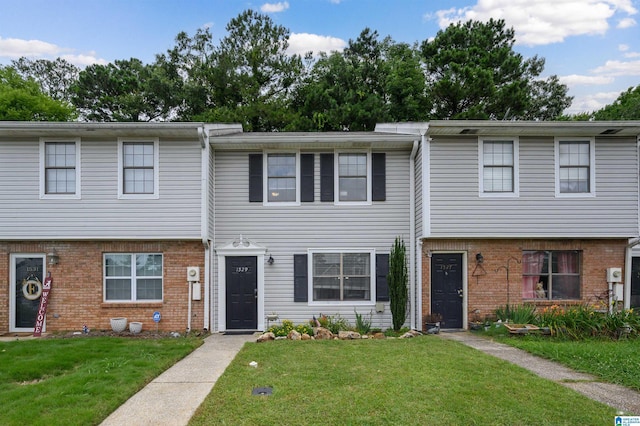 1529 Applegate Ln, Alabaster, AL 35007 - view of property featuring brick siding and a front yard