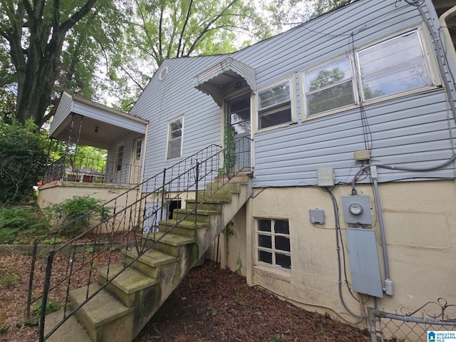 1414 27th St, Birmingham, AL 35218 - rear view of property with stairs