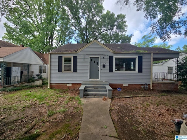 1414 27th St, Birmingham, AL 35218 - bungalow featuring crawl space