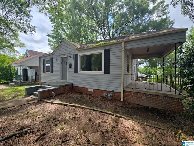 1414 27th St, Birmingham, AL 35218 - ranch-style house featuring crawl space