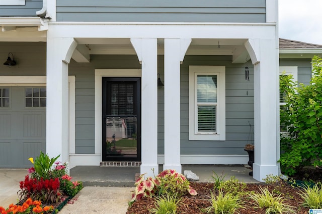 7593 Paine Dr, Trussville, AL 35173 - property entrance featuring a porch