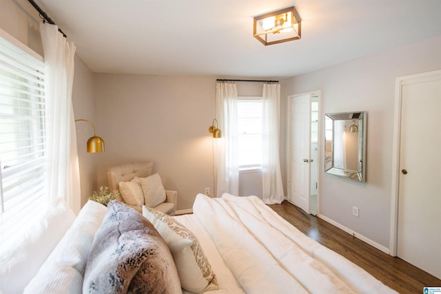 4648 Clairmont Ave S, Birmingham, AL 35222 - bedroom with wood finished floors and baseboards