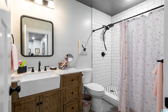 715 W Cassie Dr, Pell City, AL 35128 - full bathroom with vanity and tiled shower