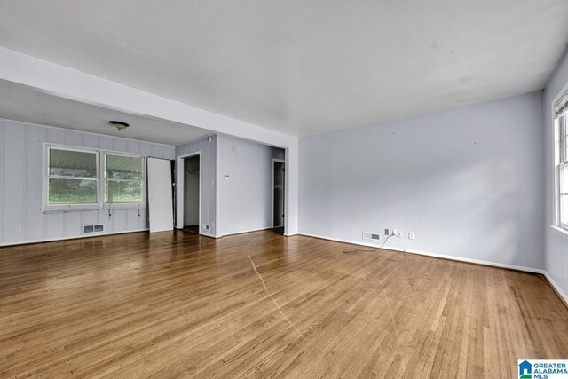 1821 4th St NW, Center Point, AL 35215 - unfurnished room featuring wood finished floors and baseboards