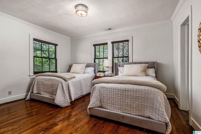 3443 Cliff Rd S, Birmingham, AL 35205 - bedroom featuring multiple windows, crown molding, and hardwood / wood-style floors
