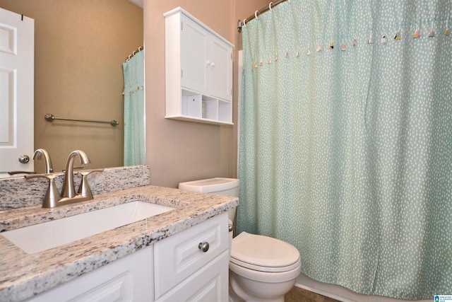 401 Waterford Highlands Way, Calera, AL 35040 - full bath with vanity and curtained shower
