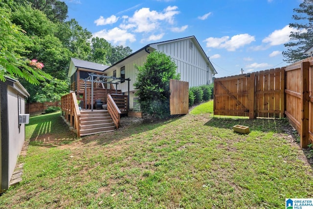 6400 Glenview Cir, Gardendale, AL 35071 - fenced backyard with a deck and stairs