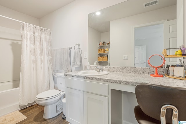 8681 Mohring Pl, Leeds, AL 35094 - bathroom featuring wood finished floors, vanity, and shower / bathtub combination with curtain