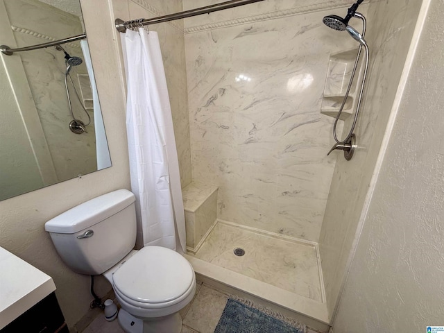 1027 Creek Trl, Anniston, AL 36206 - bathroom featuring vanity and a tile shower