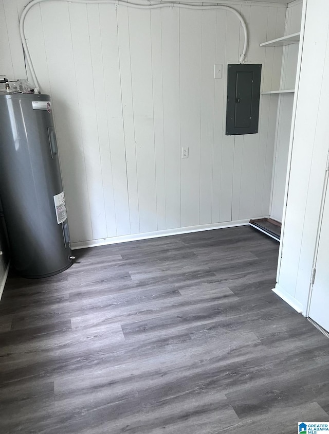 1641 17th Pl SW, Birmingham, AL 35211 - interior space featuring electric panel and electric water heater