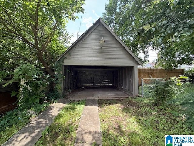 1511 43rd St, Birmingham, AL 35208 - view of detached garage