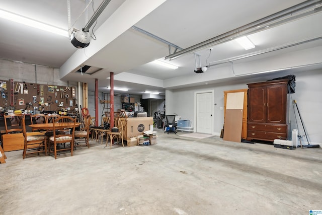 1528 Wellington Rd, Homewood, AL 35209 - garage featuring a garage door opener