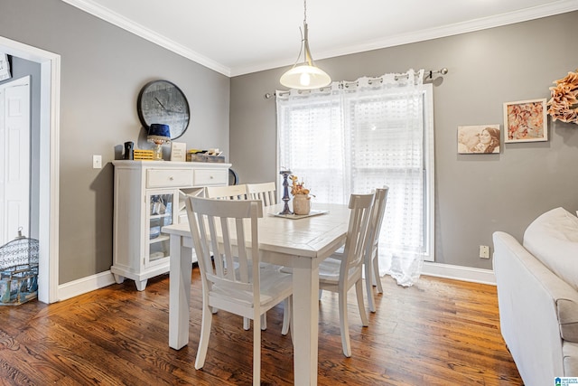 664 Jent Rd, Cordova, AL 35550 - dining space with wood finished floors and ornamental molding