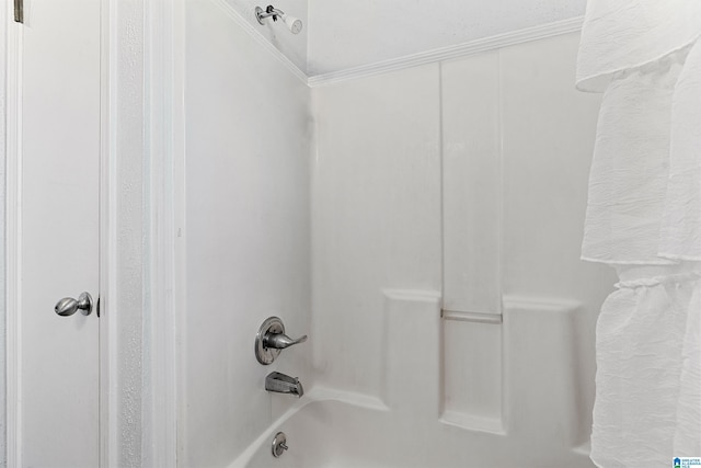 104 Phillips Cir, Columbiana, AL 35051 - full bathroom featuring shower / bathtub combination and ornamental molding