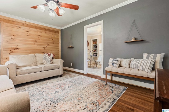 104 Phillips Cir, Columbiana, AL 35051 - living area with ornamental molding, wood finished floors, and ceiling fan