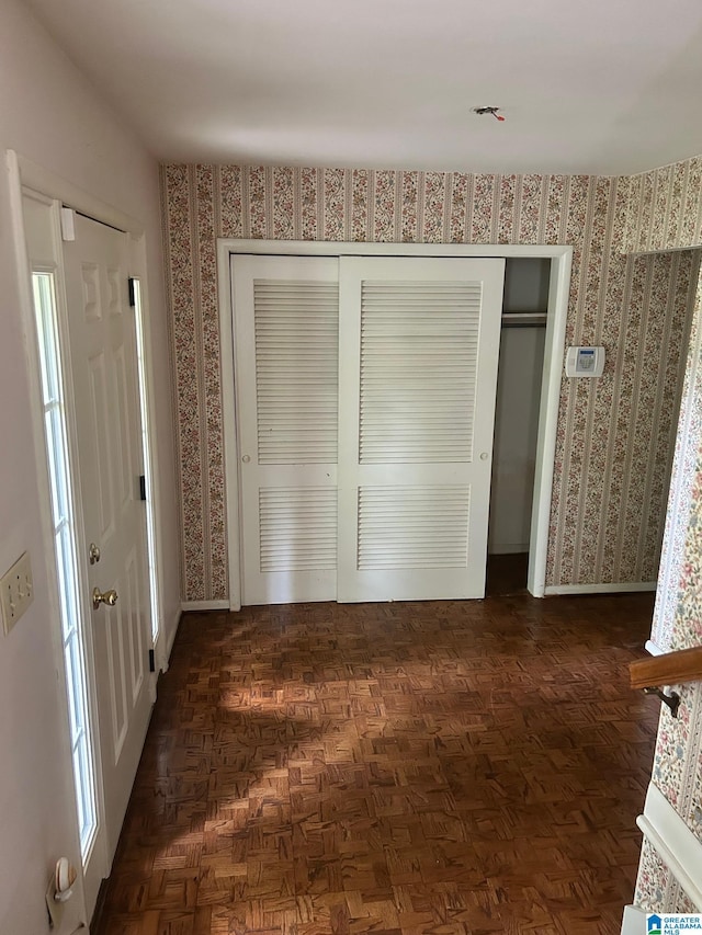 2341 Regent Ln, Hoover, AL 35226 - unfurnished bedroom with wallpapered walls and a closet