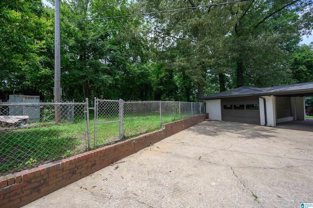 201 Sun Valley Rd, Center Point, AL 35215 - view of yard with a garage and an outbuilding