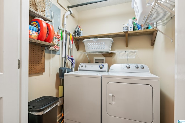 2690 Ingate Pass, Centreville, AL 35042 - laundry area featuring independent washer and dryer