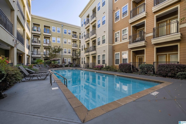 401 20th St S Unit 126, Birmingham, AL 35233 - view of community pool