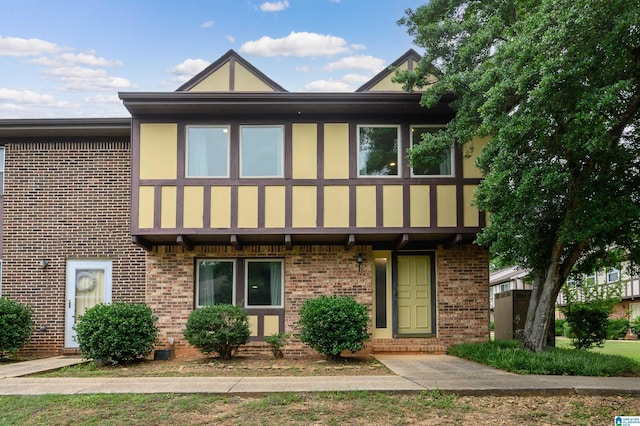 3655 Haven View Cir, Hoover, AL 35216 - tudor house with brick siding