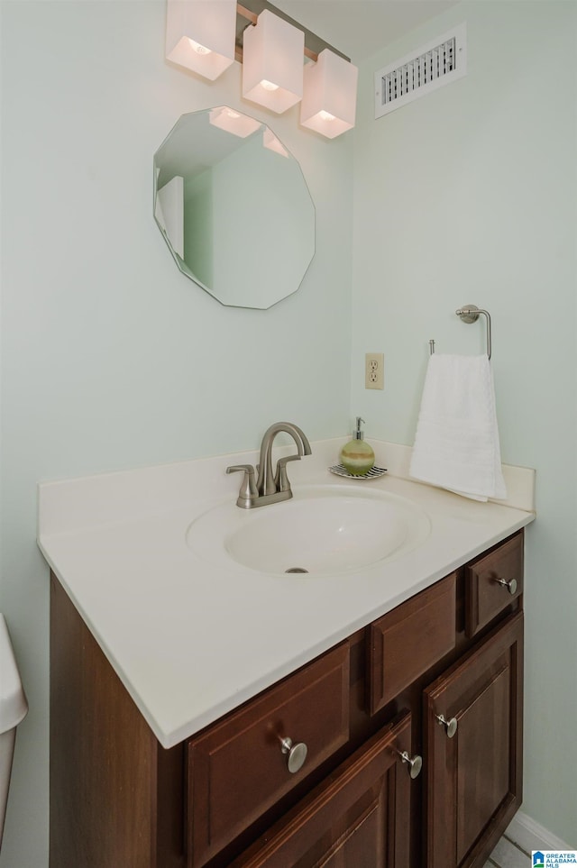 3655 Haven View Cir, Hoover, AL 35216 - bathroom with vanity