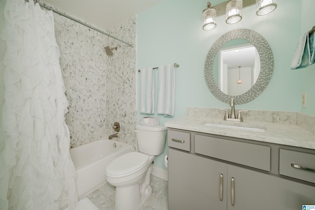 3655 Haven View Cir, Hoover, AL 35216 - bathroom with shower / tub combo with curtain and vanity