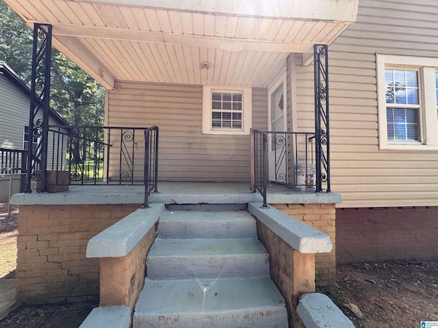319 Lapsley Ave, Anniston, AL 36207 - entrance to property with a porch