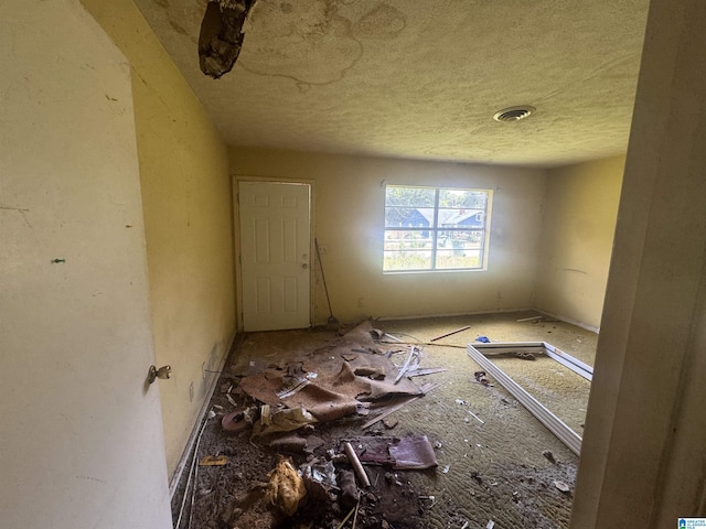 1412 S 7th St, Lanett, AL 36863 - empty room with a textured ceiling