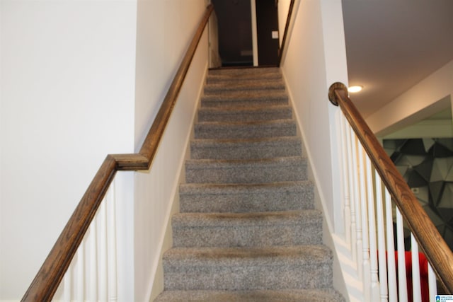 6284 Fieldbrook Cir, Mccalla, AL 35111 - view of staircase