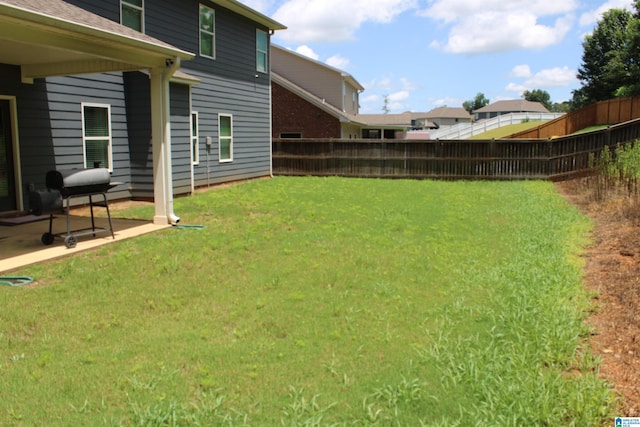 6284 Fieldbrook Cir, Mccalla, AL 35111 - fenced backyard with a patio
