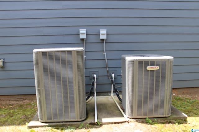 6284 Fieldbrook Cir, Mccalla, AL 35111 - exterior view of a cooling unit