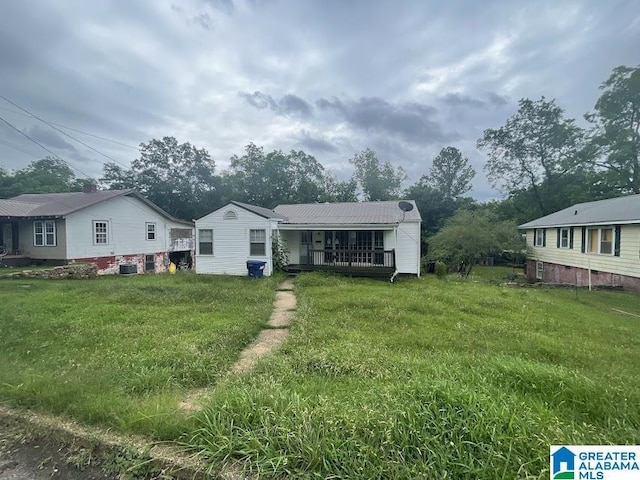 204 Gary Ave, Talladega, AL 35160 - view of front of property featuring a front lawn
