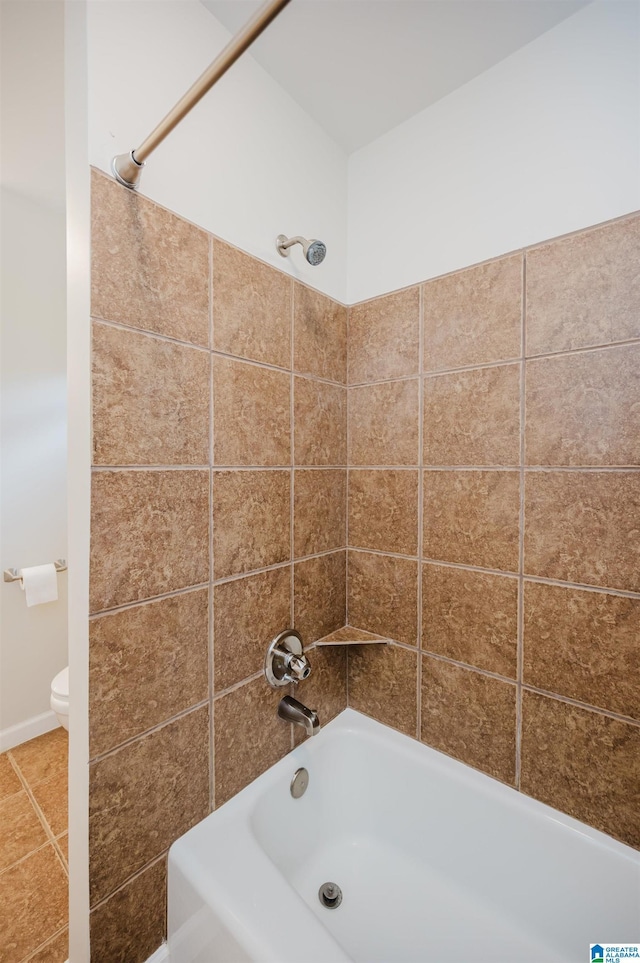 110 Pine Cliff Cir, Hoover, AL 35226 - full bath with shower / tub combination and toilet