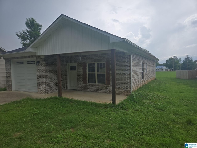 107 Steppville Garden Dr, Hanceville, AL 35077 - single story home featuring a garage, brick siding, a front yard, and driveway