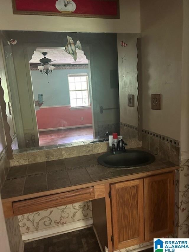 327 Canyon Ridge Rd, Sylacauga, AL 35151 - bathroom featuring vanity