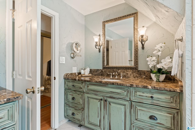 4737 Cloud Ln, Birmingham, AL 35243 - bathroom with vanity
