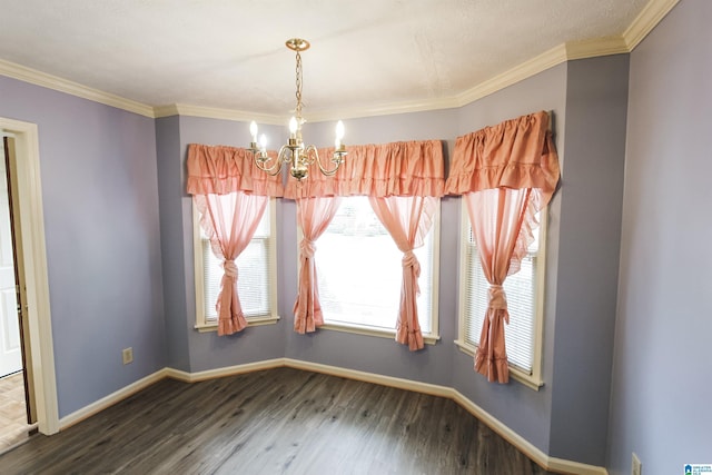 1534 Cambridge Pl, Anniston, AL 36207 - spare room with a chandelier, wood finished floors, and crown molding
