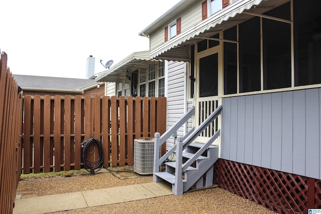 1534 Cambridge Pl, Anniston, AL 36207 - view of patio with a sunroom