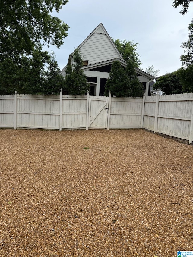 117 Elm St, Mountain Brook, AL 35213 - view of yard featuring a gate
