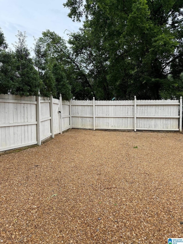 117 Elm St, Mountain Brook, AL 35213 - view of yard