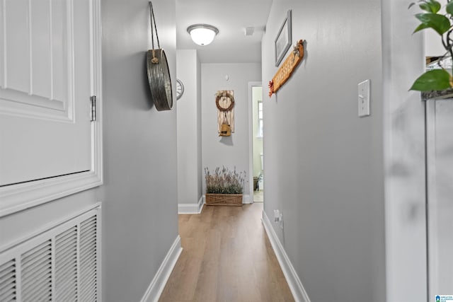 955 Clover Ave, Odenville, AL 35120 - hallway featuring light wood-style floors and baseboards