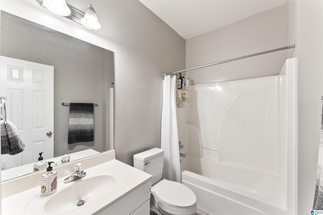 4114 Jubilee Ln, Moody, AL 35004 - full bathroom with vanity and shower / bath combination with curtain