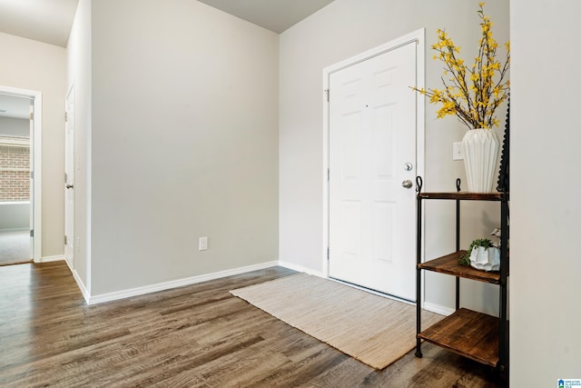 240 Hillcrest Dr, Montevallo, AL 35115 - entryway featuring wood finished floors and baseboards