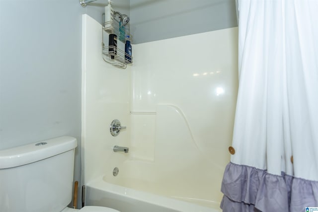 1120 Weybridge Way, Pelham, AL 35124 - bathroom with toilet and shower / bathtub combination with curtain