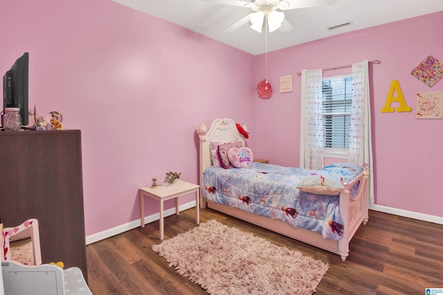 4033 Saddle Run Cir, Pelham, AL 35124 - bedroom with wood finished floors and a ceiling fan
