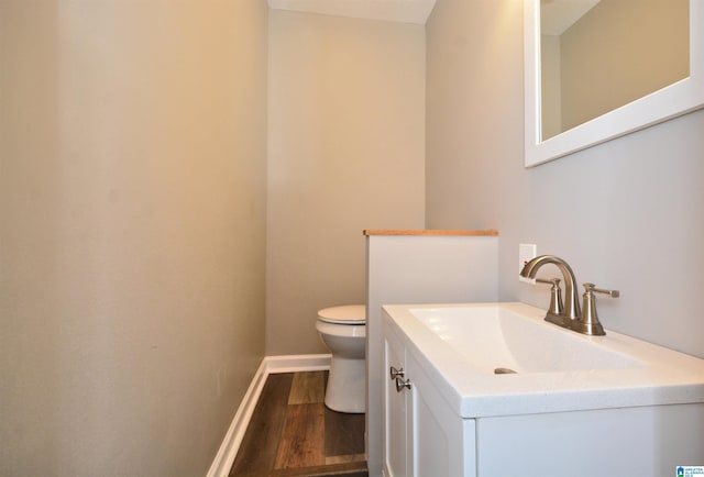7101 Cavern Rd, Trussville, AL 35173 - bathroom featuring wood finished floors and vanity
