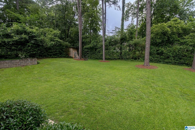 2191 Whiting Rd, Hoover, AL 35216 - view of grassy yard
