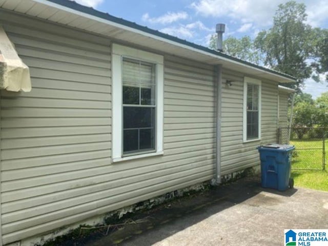 209 61st St, Fairfield, AL 35064 - view of side of property